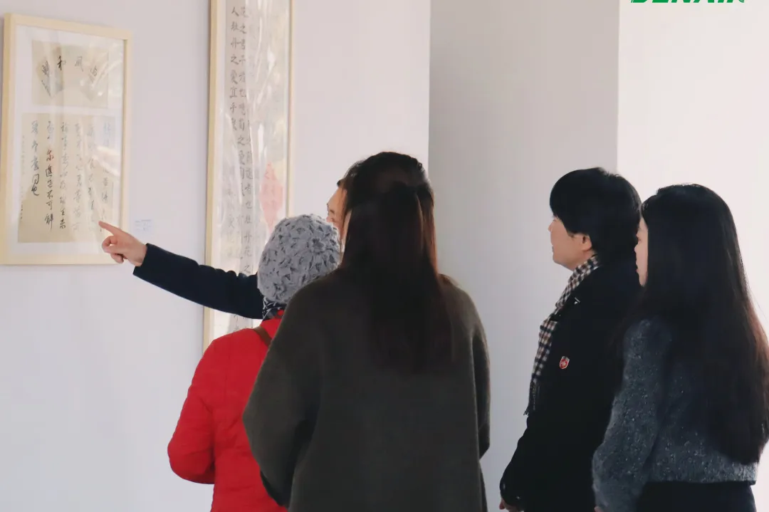 枫香德耐尔喜迎乐高开园新春书画摄影展